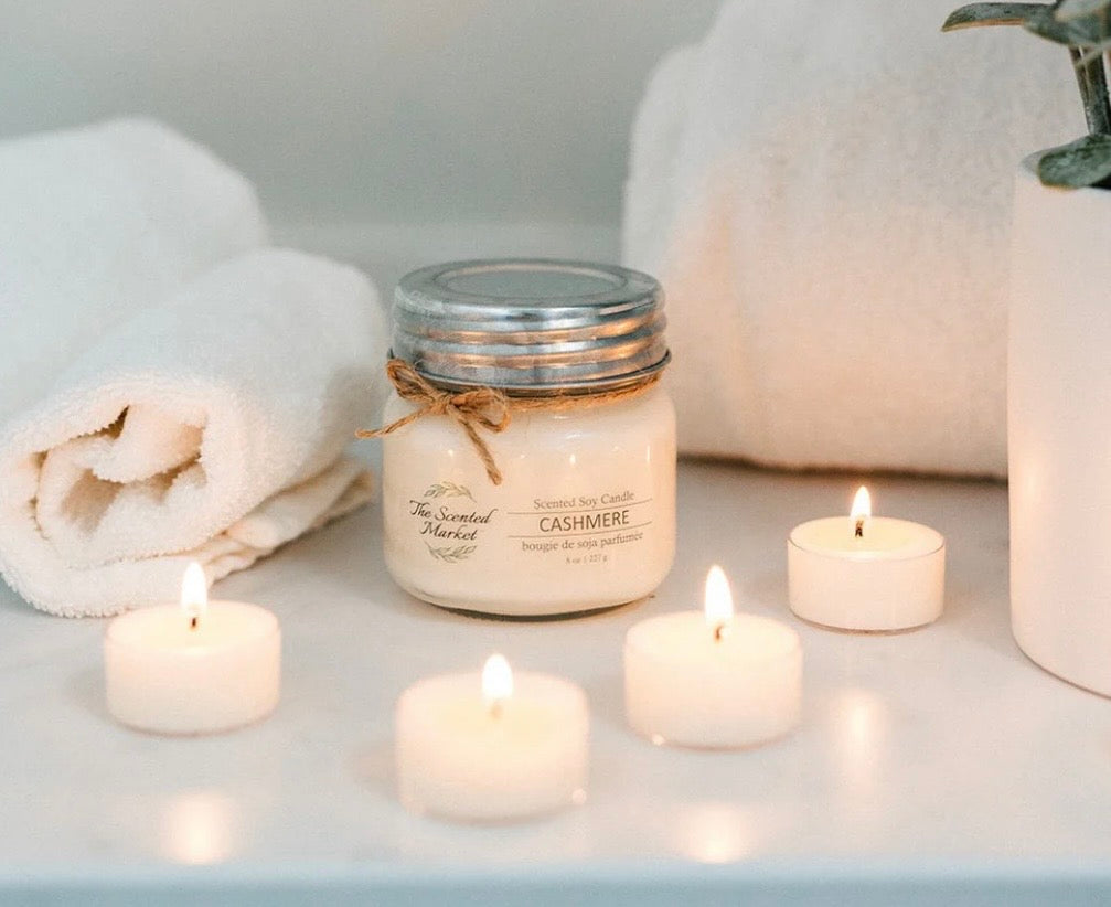 The Scented Market Soy Candle Cashmere 8 oz
